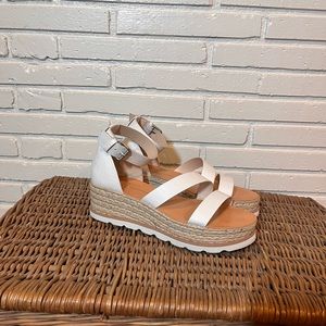Dolce Vita Liza Espadrille Wedge Sandal white size 9